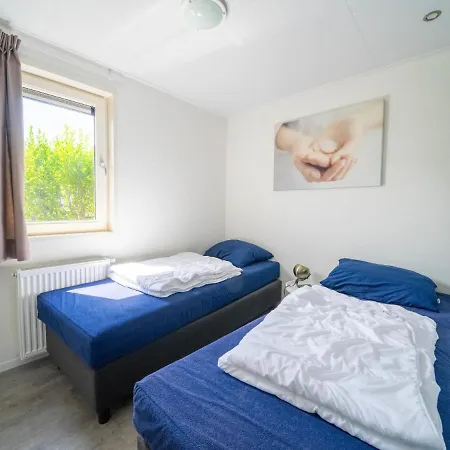 בית נופש Holiday Europarcs Veluwemeer-14 *